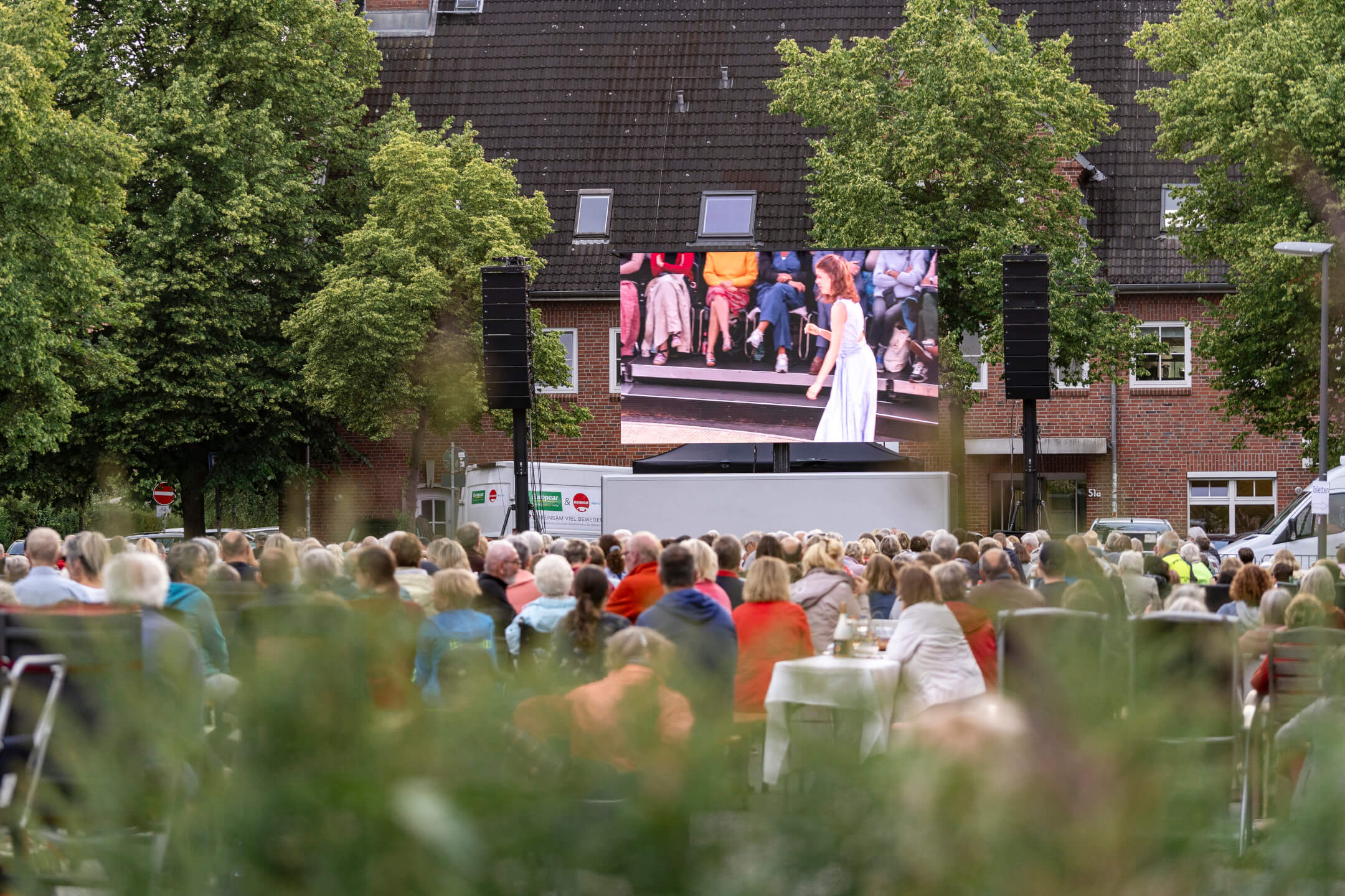unique by ATLANTIC Hotels Kiel Sommeroper live draußen schauen unique by ATLANTIC Hotels Kiel Sommeroper live draußen schauen